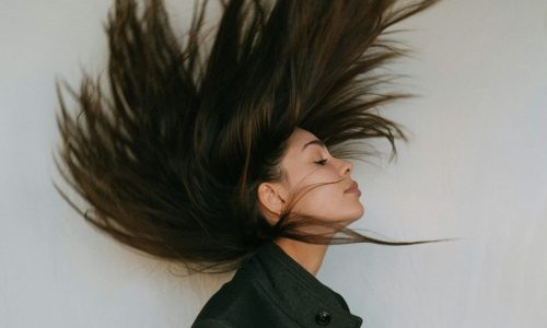 Como Recuperar Cabelos Ressecados e Sem Vida